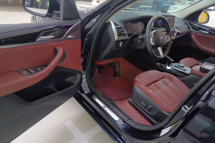 宝马iX3 2024款 领先型中控内饰20