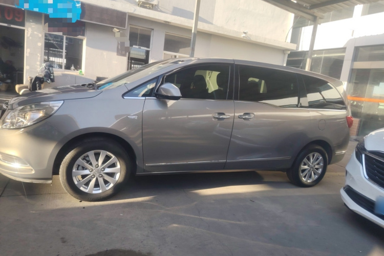 别克GL8 2018款 28T 豪华型 国VI车身外观4