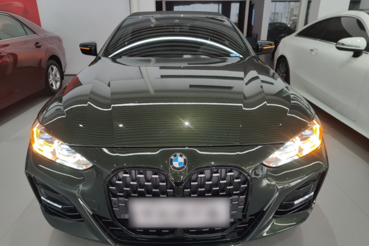 宝马4系 2022款 430i 敞篷M运动曜夜套装车身外观2