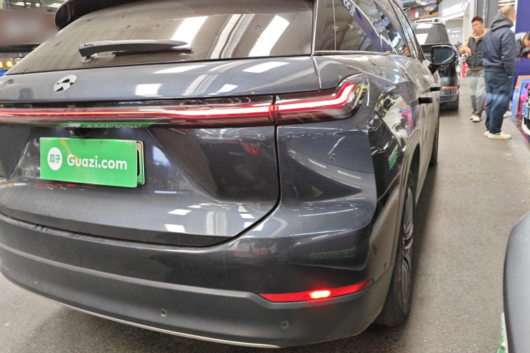 蔚来ES7 2022款 100kWh车身外观9