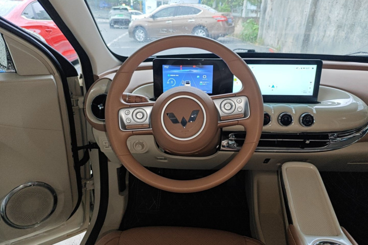 五菱汽车 五菱缤果 2025款 333km 悦享款中控内饰13