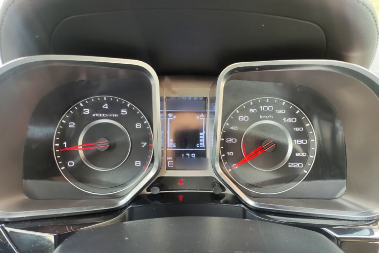 众泰 大迈X5 2017款 升级版 1.5T CVT地主型局部细节14