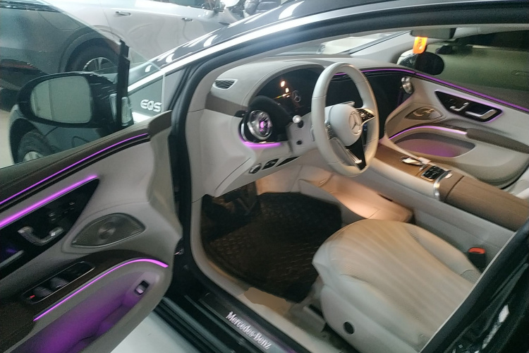 奔驰EQS 2022款 改款 450+ 先锋版中控内饰7003