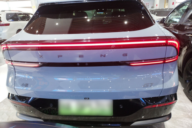 小鹏G7 2025款 702 超长续航 Max车身外观6
