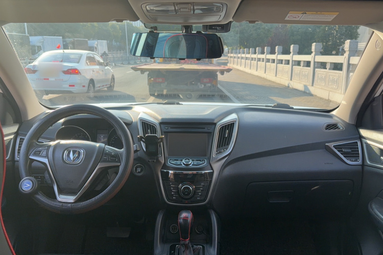 长安CS75 2014款 1.8T 自动精英型 国V中控内饰7005