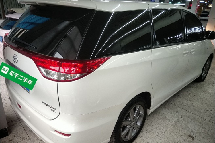 丰田 普瑞维亚  2.4L 7人座豪华版车身外观7