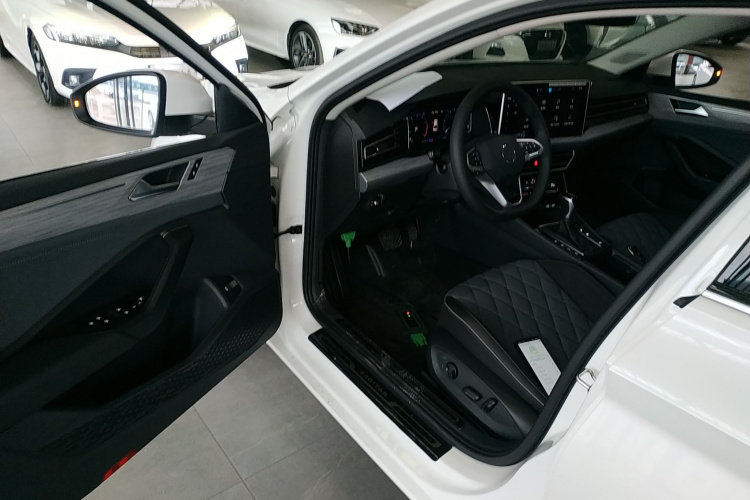 大众 速腾 2025款 300TSI DSG卓越版中控内饰20