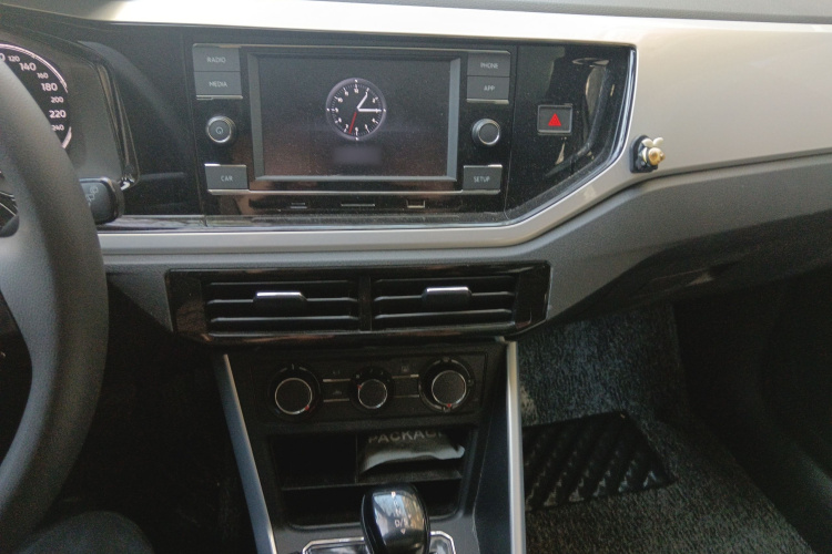 大众 Polo 2019款 Plus 1.5L 自动炫彩科技版局部细节16