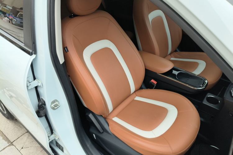 江淮钇为 钇为3 2023款 505km Air局部细节41