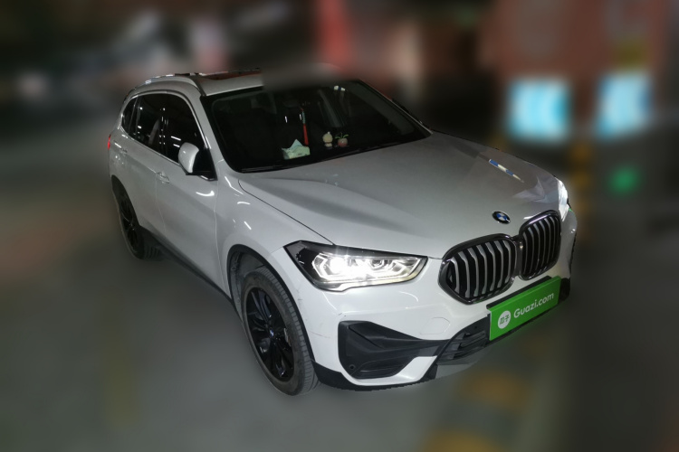 宝马X1 2020款 sDrive20Li 时尚型车身外观3