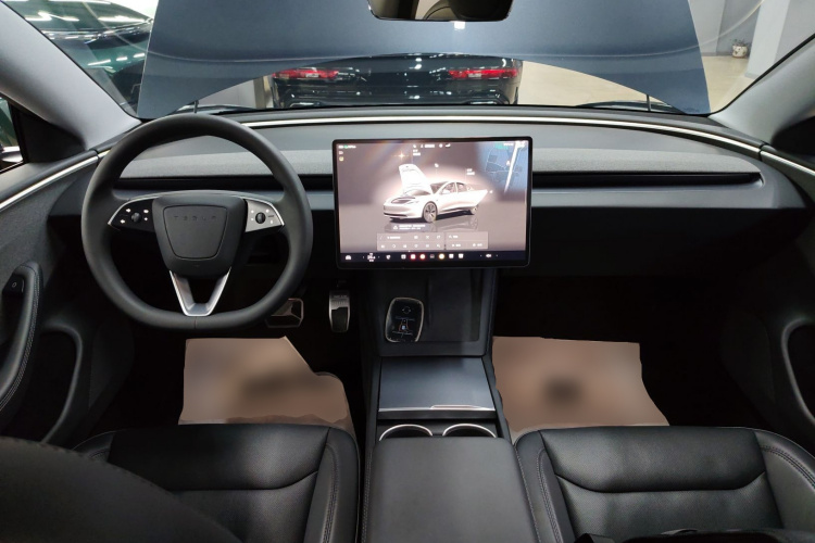 特斯拉 Model 3 2023款 后轮驱动版中控内饰12