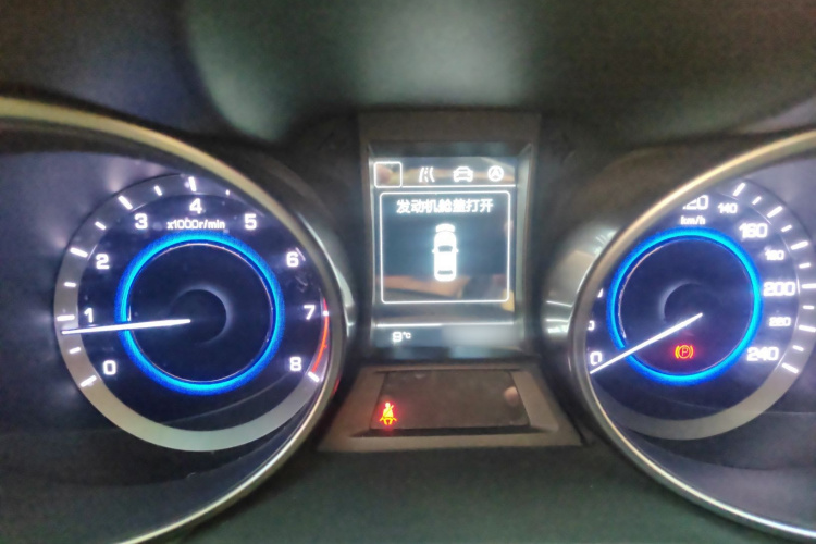 长安 逸动 2016款 XT 1.6L 手动俊酷型局部细节14