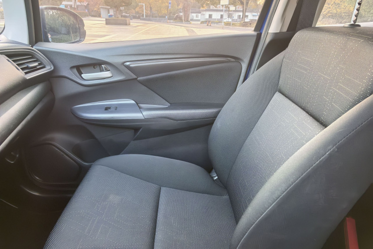 本田 飞度 2018款 1.5L CVT舒适天窗版中控内饰7002