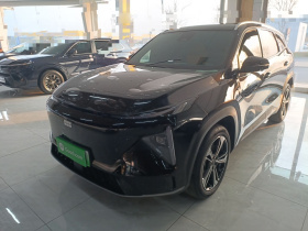 吉利银河 银河L7 2024款 1.5T 115km PLUS  龙腾版