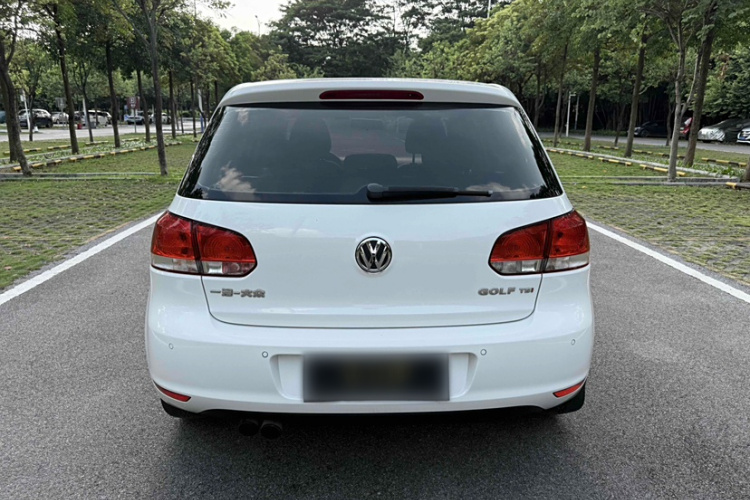 大众 高尔夫 2012款 1.4TSI 自动舒适型车身外观6005