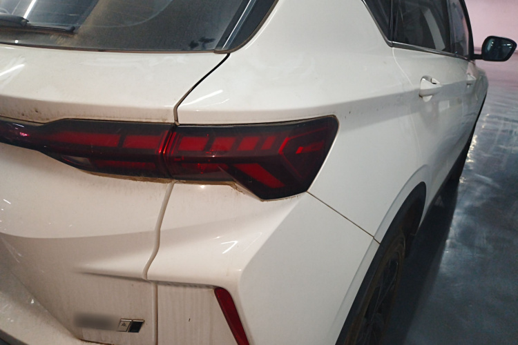 吉利汽车 2023款 缤越COOL 1.5TD DCT冠军版车身外观6006