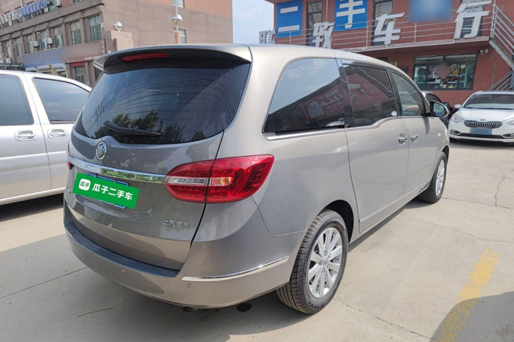 别克GL8 2017款 25S 豪华型 国V车身外观7