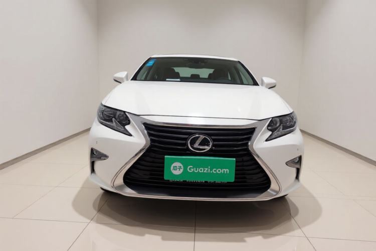 雷克萨斯ES 2016款 200 Midnight特别限量版车身外观2