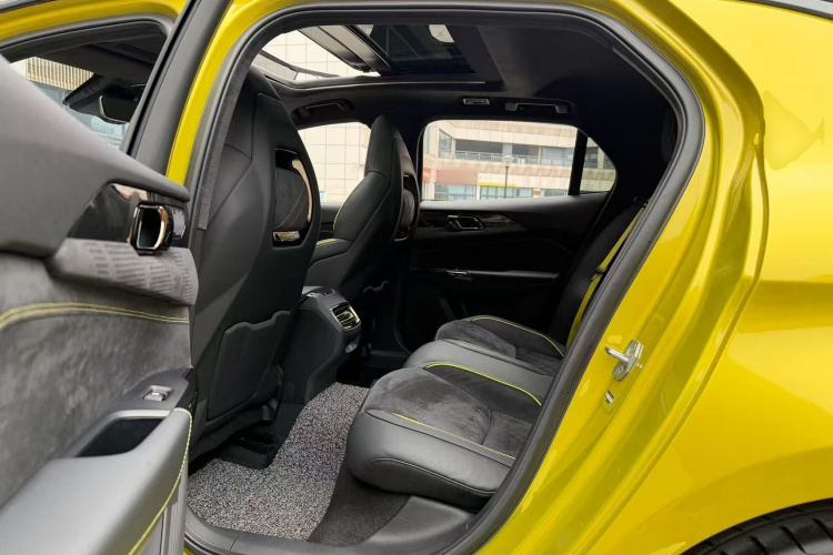 领克03 2020款 03+ 2.0TD 自动驭风版中控内饰7004