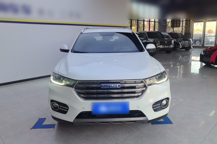 哈弗H6 2017款 蓝标 2.0T 自动两驱领尚型车身外观2