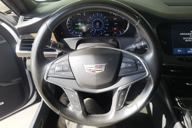凯迪拉克CT6 2017款 28T 豪华型中控内饰13