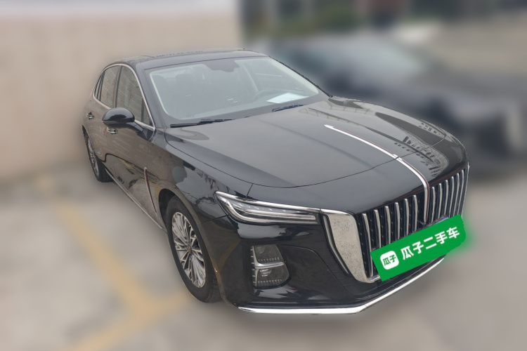 红旗H5 2023款 1.5T DCT智联旗韵版车身外观3