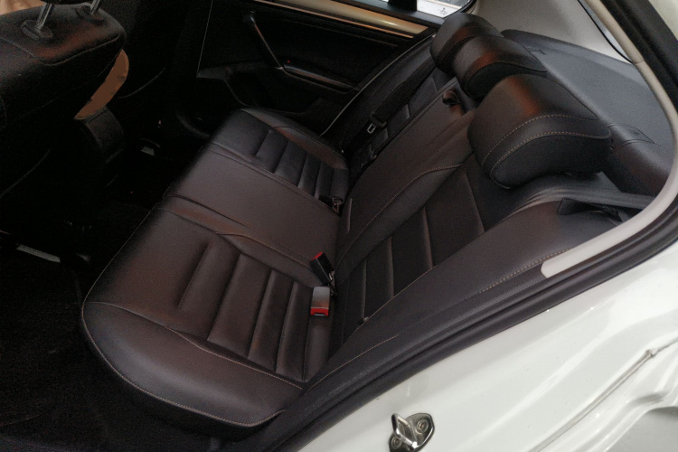 大众 宝来 2016款 1.6L 自动舒适型中控内饰21