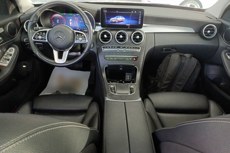 奔驰C级 2019款 C 260 L 运动版中控内饰7002