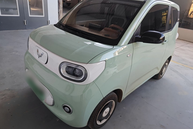 五菱汽车 宏光MINIEV 2024款 第三代 215km 青春版车身外观1