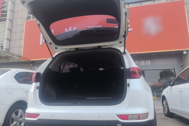 起亚KX5 2016款 2.0L 自动两驱GL机舱底盘23