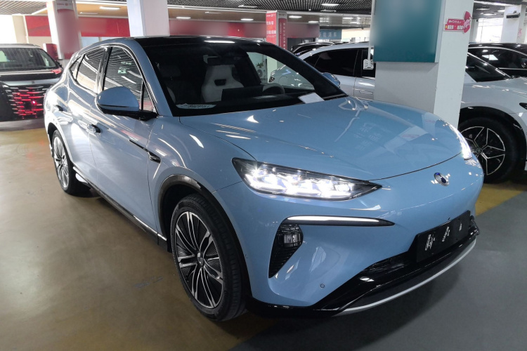 腾势N7 2024款 630 四驱智驾Ultra版车身外观3