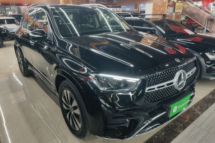 奔驰GLE 2025款 改款 GLE 350 4MATIC 动感型车身外观3