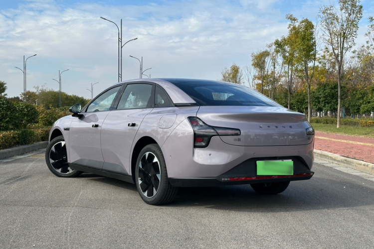 小鹏MONA M03 2025款 600 超长续航 Max车身外观6001