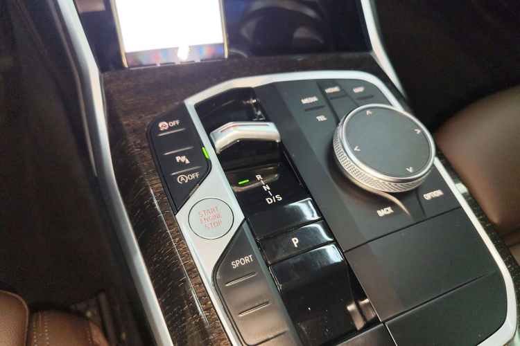 宝马3系 2023款 325Li M运动套装局部细节18