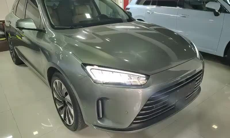 鸿蒙智行 问界M5 2022款 增程四驱旗舰版实拍1