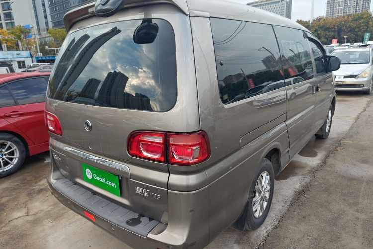 东风风行 菱智 2020款 M5L 1.6L 豪华型 7座车身外观7