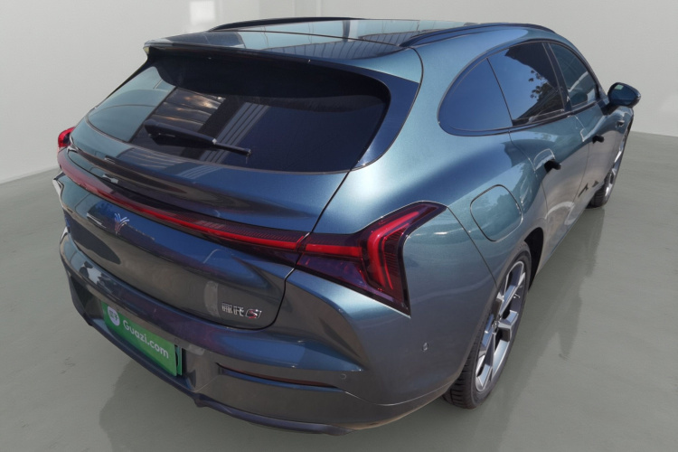 哪吒汽车 哪吒S猎装 2024款 增程300 Pro版车身外观7