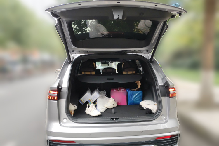 吉利汽车 星越L 2021款 2.0TD DCT EVO两驱尊贵型中控内饰23