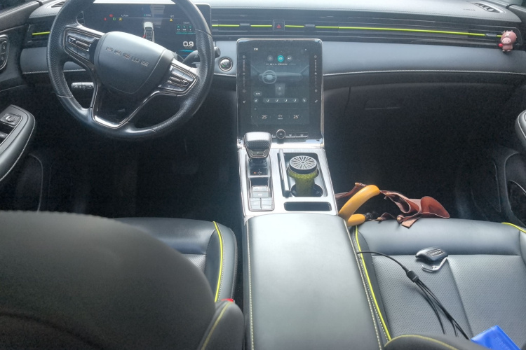 荣威RX5 2021款 PLUS 330TGI 自动国潮智臻版中控内饰12