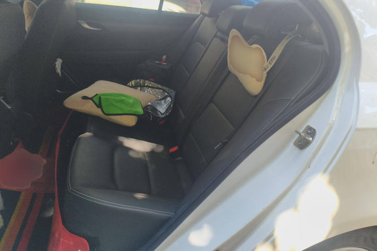 吉利汽车 帝豪 2021款 UP 1.5L CVT向上版中控内饰7004