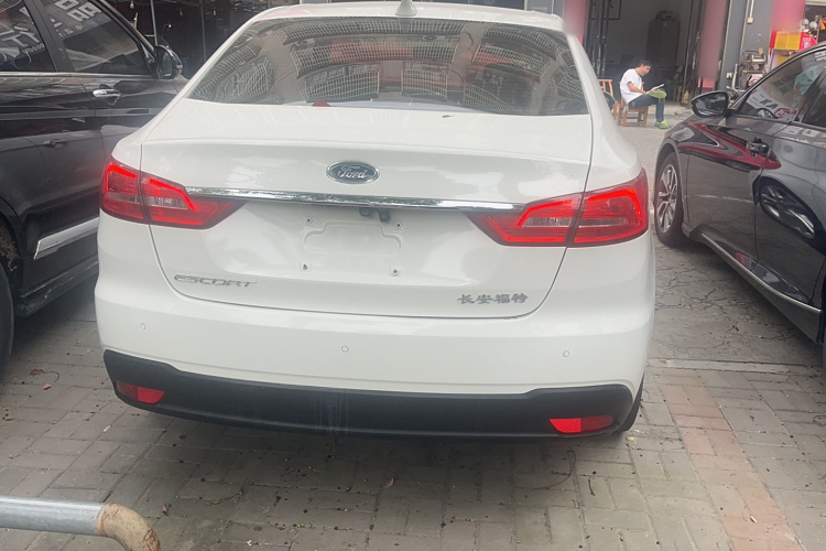 福特 福睿斯 2019款 改款 1.5L 自动悦享型 国VI车身外观6004