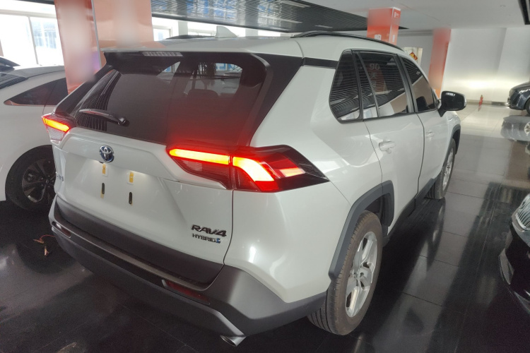 丰田 RAV4荣放双擎E+ 2022款 2.5L 两驱精英Pro车身外观6005