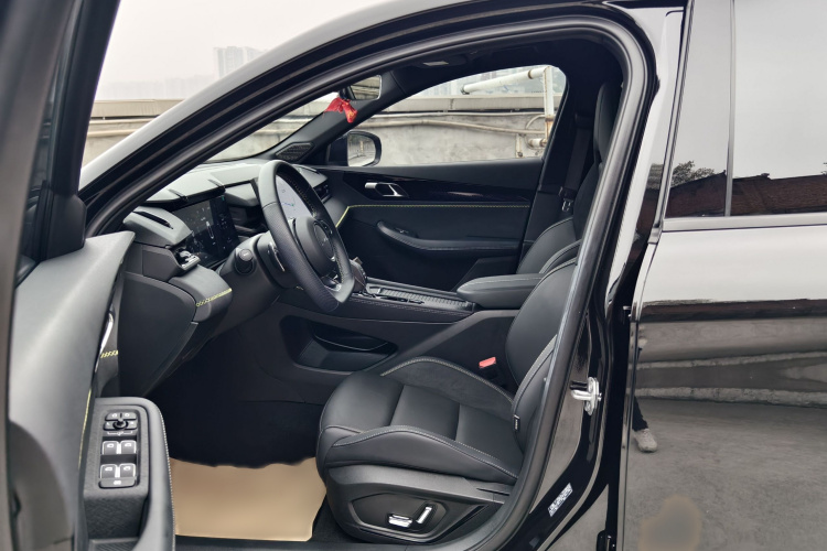 领克03 2023款 2.0TD DCT劲Pro中控内饰7005