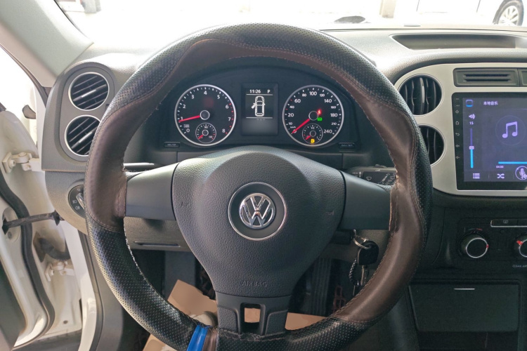 大众 途观 2017款 300TSI 自动两驱丝绸之路风尚版中控内饰13