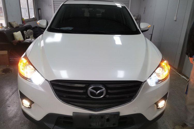 马自达CX-5 2015款 2.0L 自动两驱都市型车身外观2