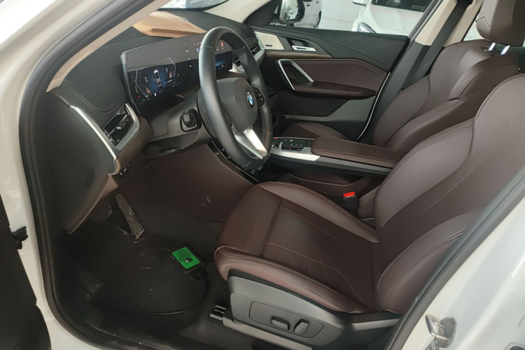宝马X1 2023款 xDrive25Li X设计套装中控内饰7003