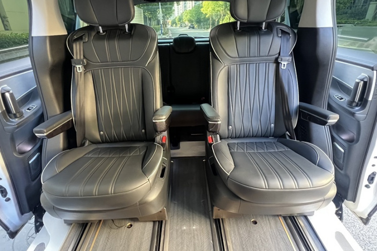 荣威iMAX8 2021款 400TGI 旗舰版中控内饰7009