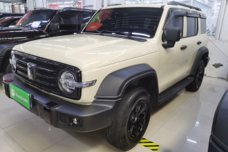 坦克300 2025款 2.0T 征服者