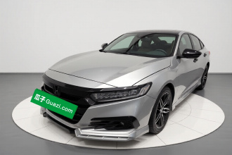 本田 雅阁 2022款 260TURBO 幻夜·尊贵版