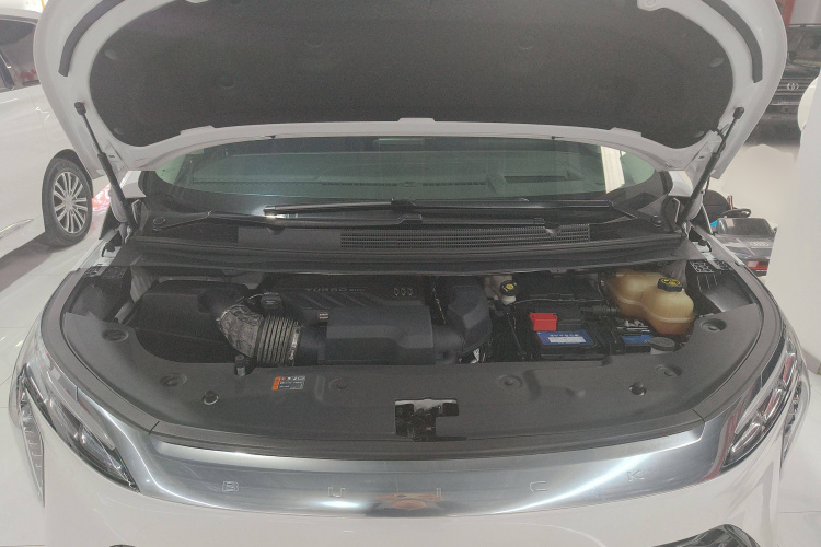 别克 世纪 2023款 2.0T 六座蕴世版机舱底盘24